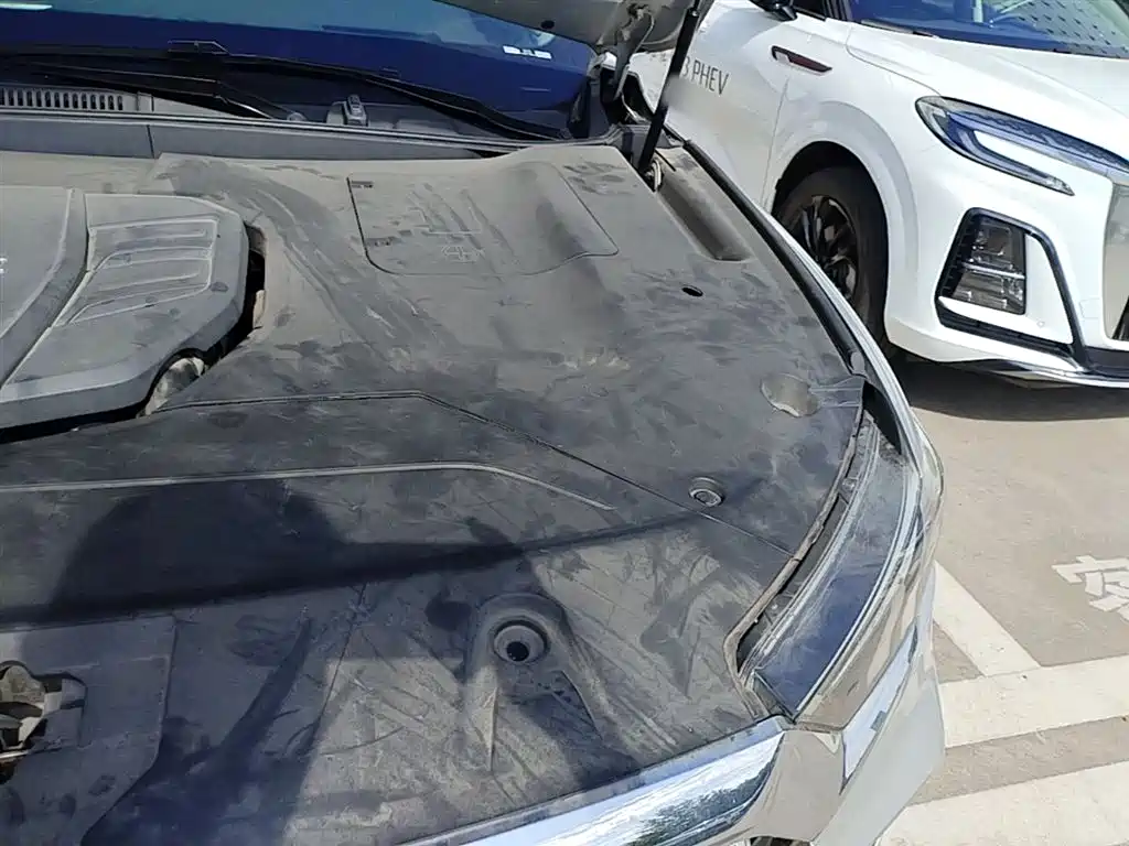 Hongqi HS5 2022 2.0T Smart Connect Premium Edition фото 25