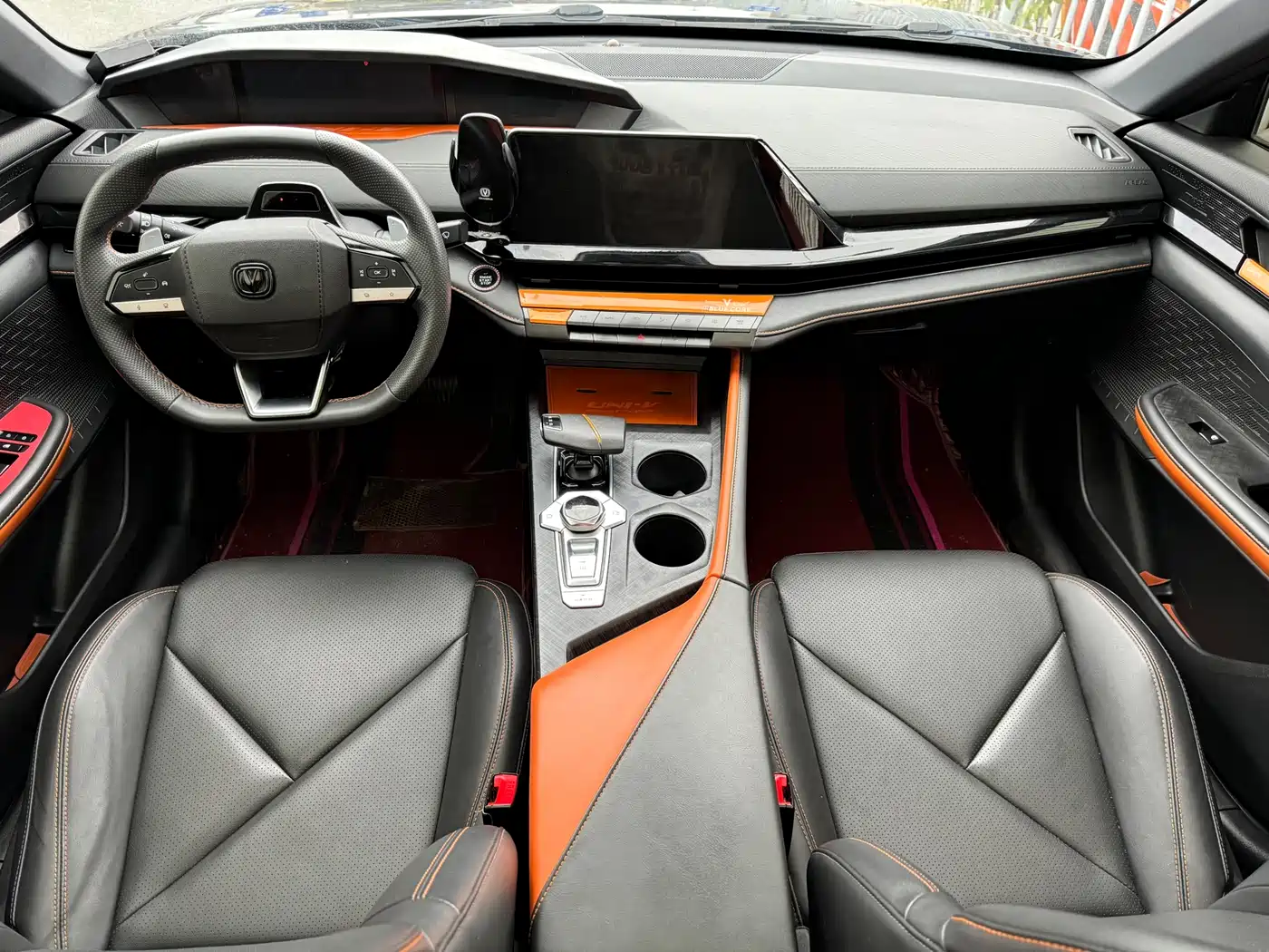CHANGAN UNI-V