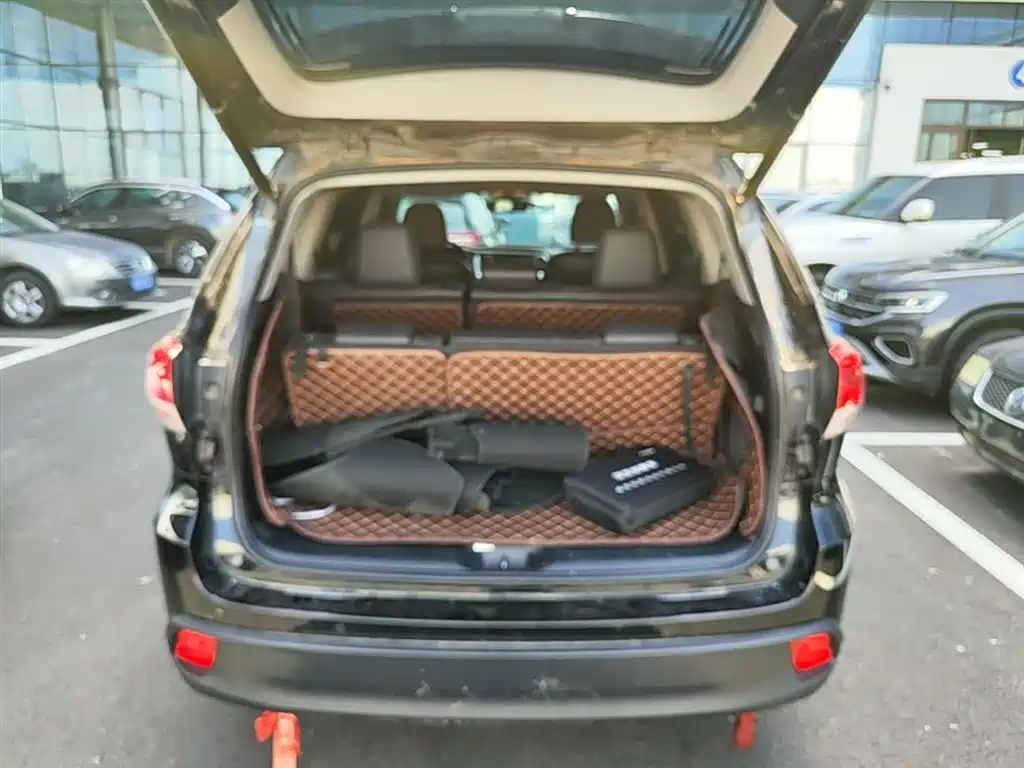 Toyota Highlander 2018 2.0T 4WD Ultimate 7-seater (China V) фото 19