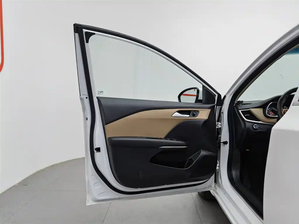 Chevrolet Monza 2022 320 Automatic Enjoyment Sunroof Edition фото 8