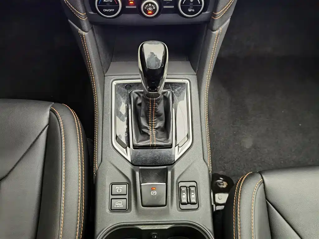 Subaru XV 2020 2.0i AWD Luxury Edition with EyeSight фото 13