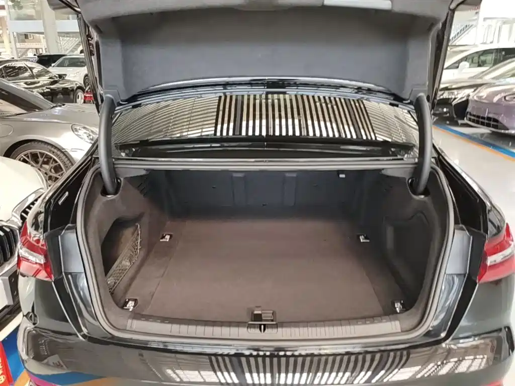 Audi A6L 2024 40 TFSI Luxury Dynamic фото 15
