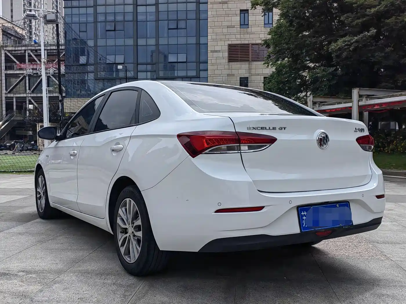 Buick Excelle 2021 Facelift 1.3T Auto Mild Hybrid Progressive фото 3