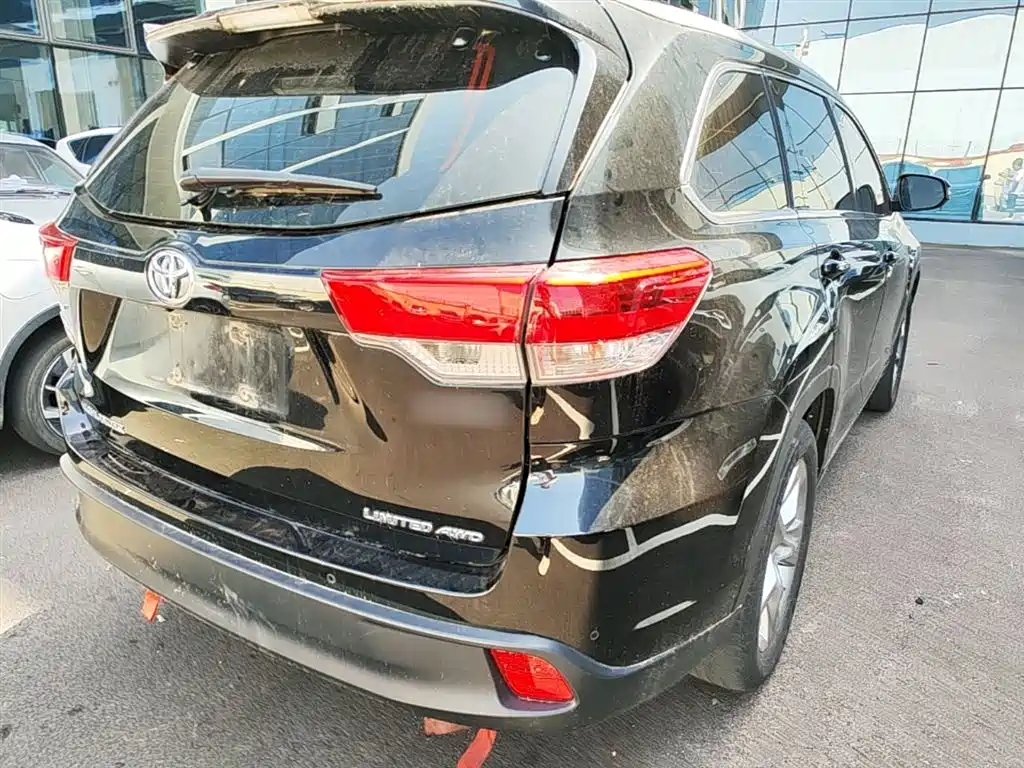 Toyota Highlander 2018 2.0T 4WD Ultimate 7-seater (China V) фото 8