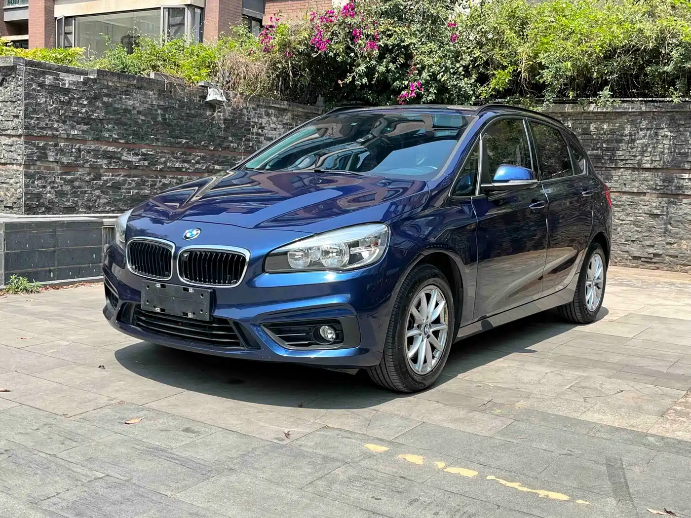 BMW 2 Series Touring 2016 218i Fashion Model