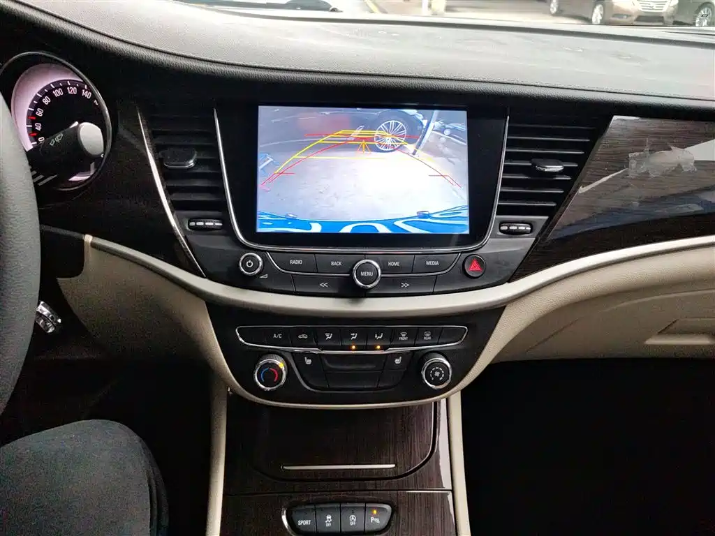 Buick Verano 2019 Sedan 15S Auto Leading фото 5