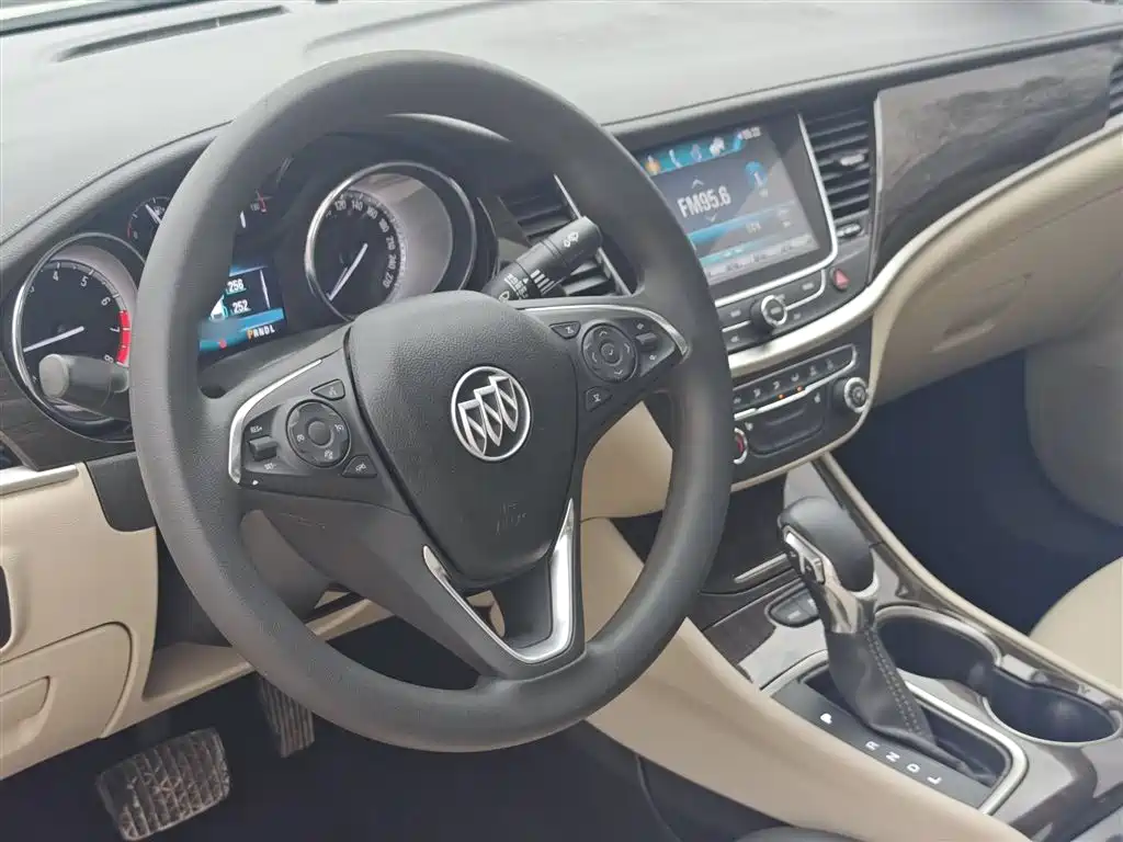 Buick Verano 2019 Sedan 15S Auto Leading фото 13