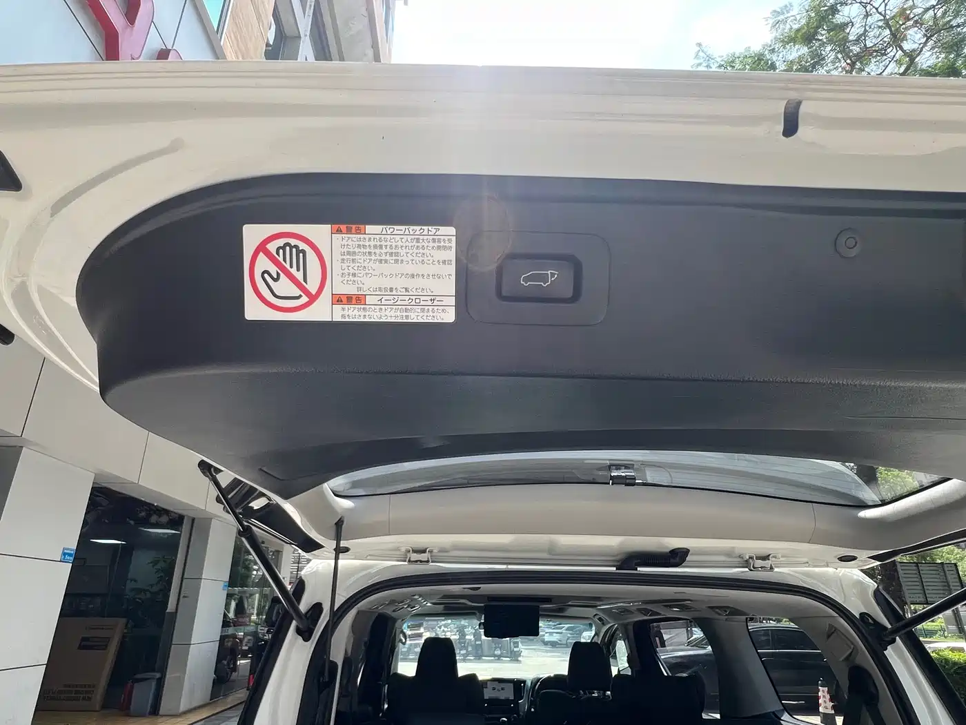 Toyota Vellfire фото 24