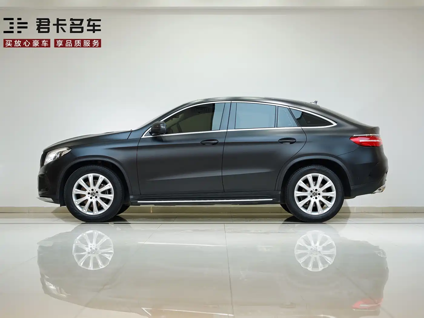 Mercedes-Benz GLE Coupe 2017 GLE 320 4MATIC Coupe SUV фото 4