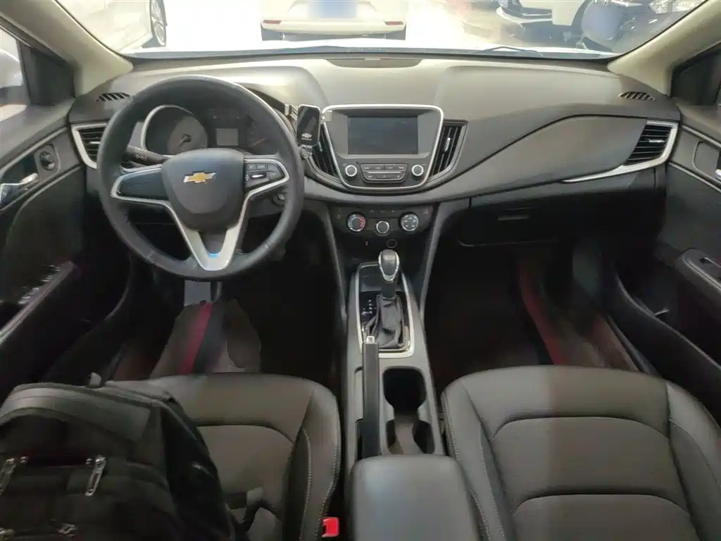 Chevrolet Cavalier 2019 320 Automatic Joy Edition фото 6