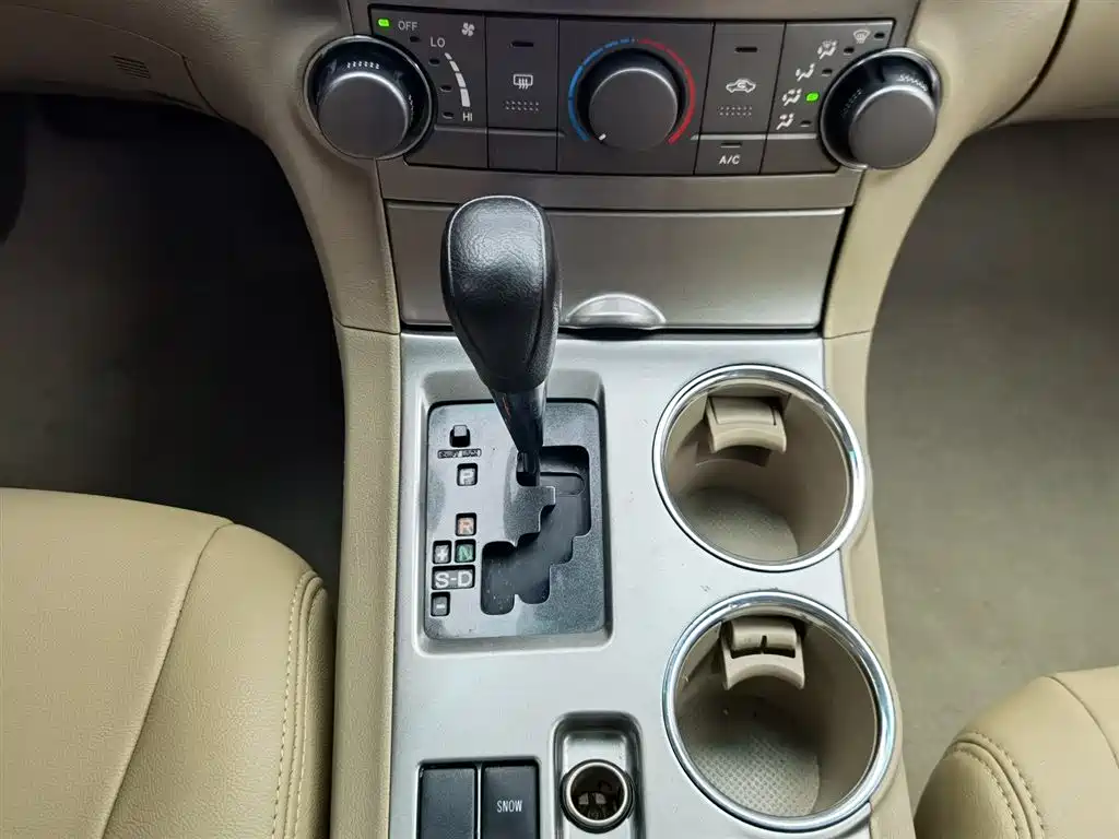 Toyota Highlander 2012 2.7L 2WD 5-seater Elite Edition фото 13