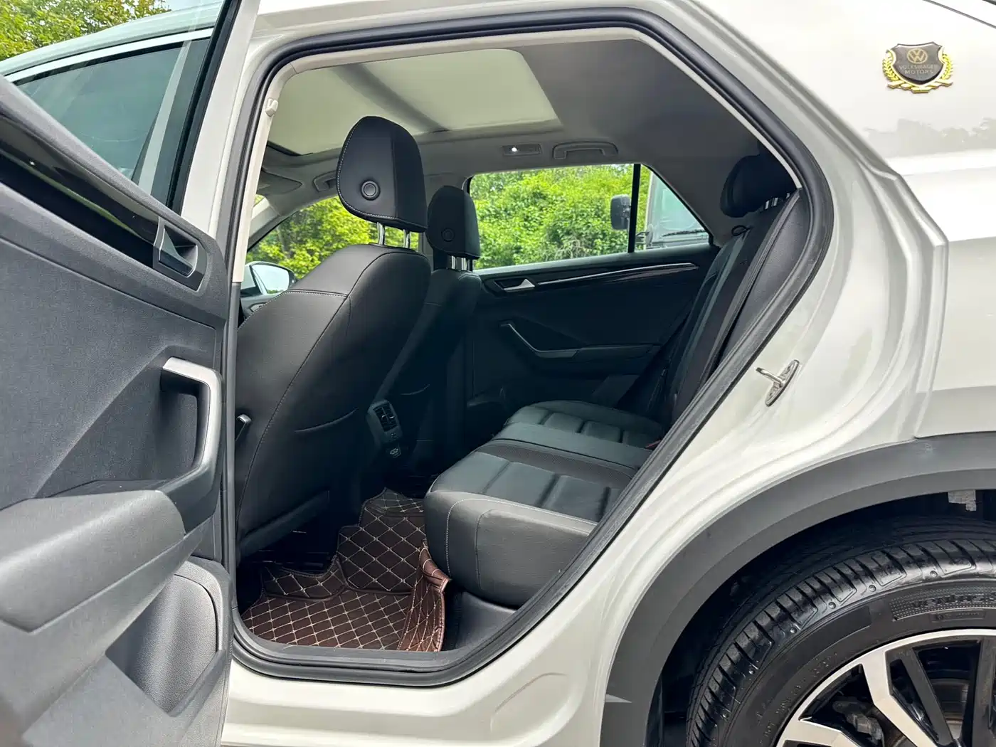 Volkswagen T-ROC 2022 280TSI DSG 2WD Comfort PLUS фото 13