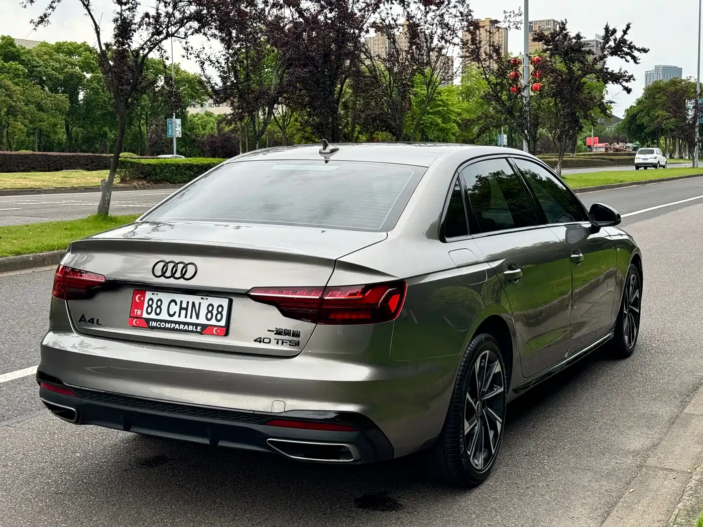 Audi A4L 2023 40 TFSI Luxury Sport фото 10