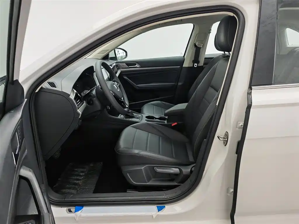 Volkswagen Lavida 2018 1.5L Automatic Comfort Version China V фото 10