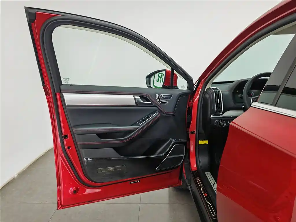 BYD Tang New Energy 2018 DM 2.0T AWD Intelligent Pioneer 7-Seater China V фото 8