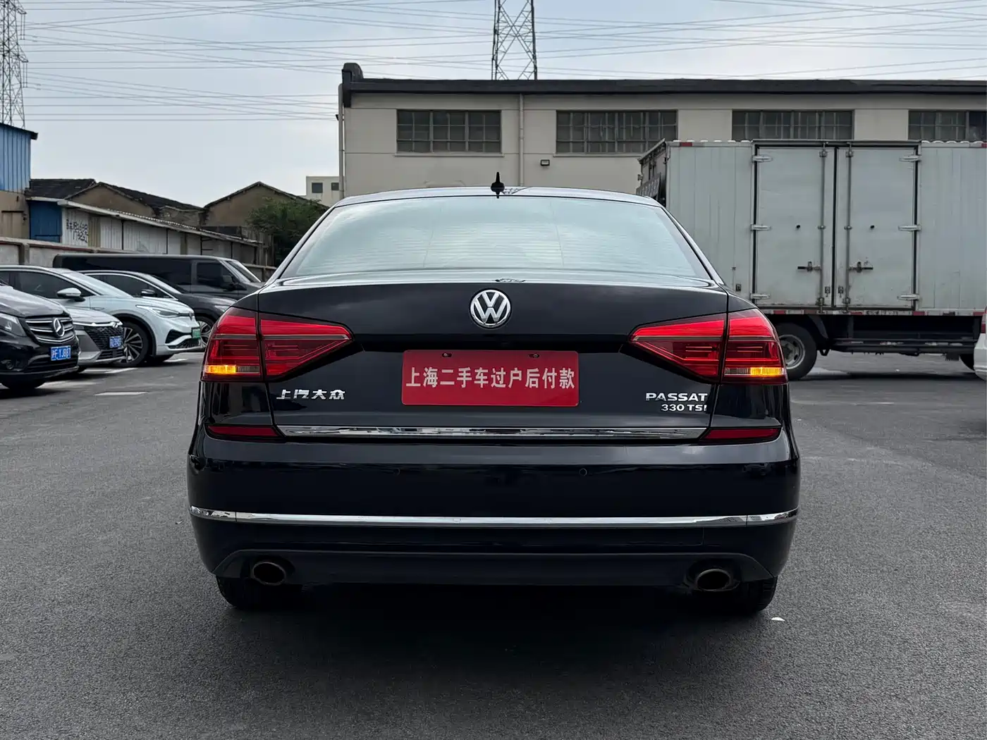 Volkswagen Passat 2017 330TSI DSG Luxury фото 11