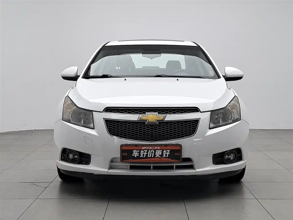 Chevrolet Cruze 2013 Model 1.6L SE AT фото 3