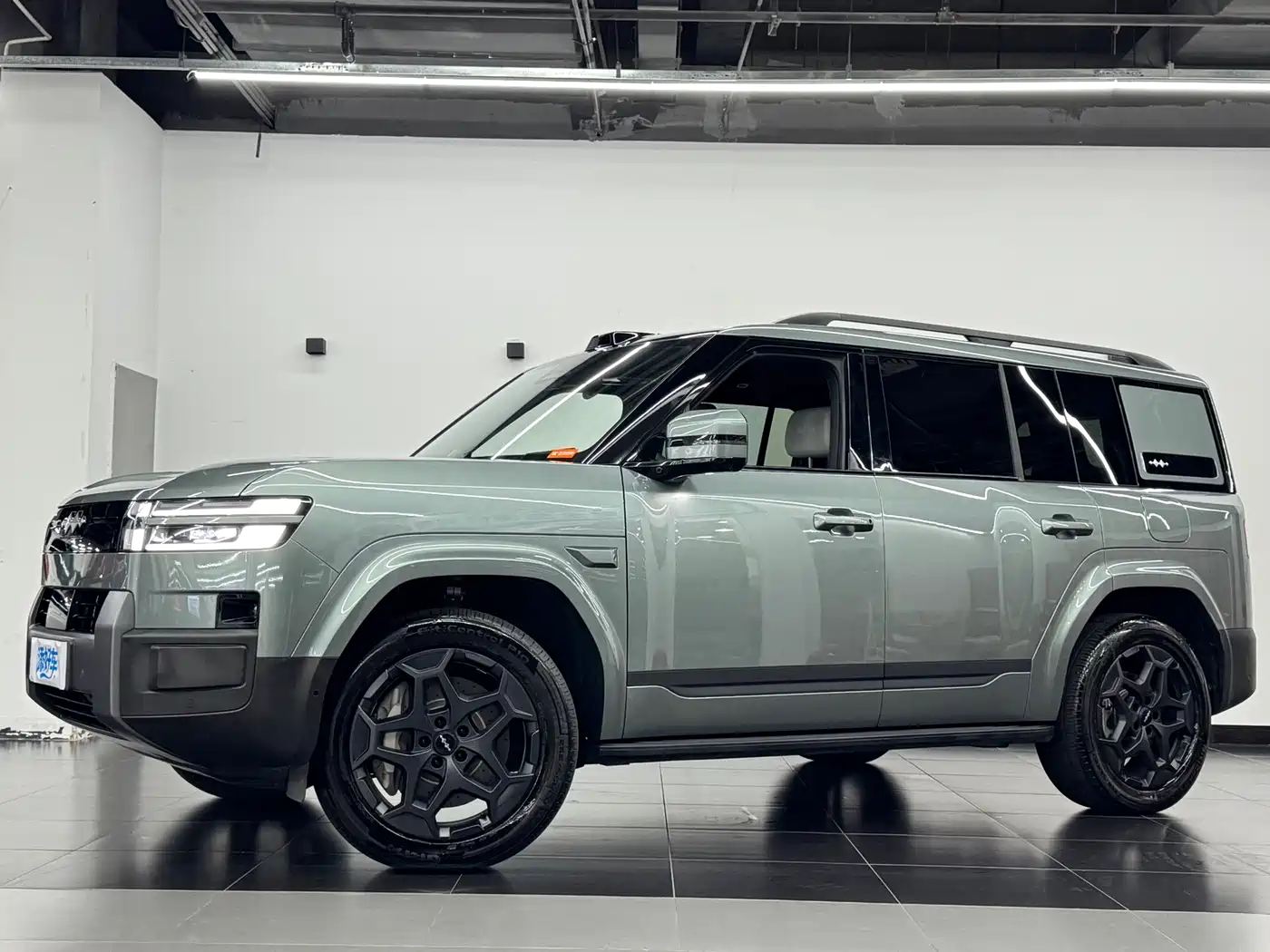 Fang Cheng Bao Titanium 7 2025 AWD Base Model