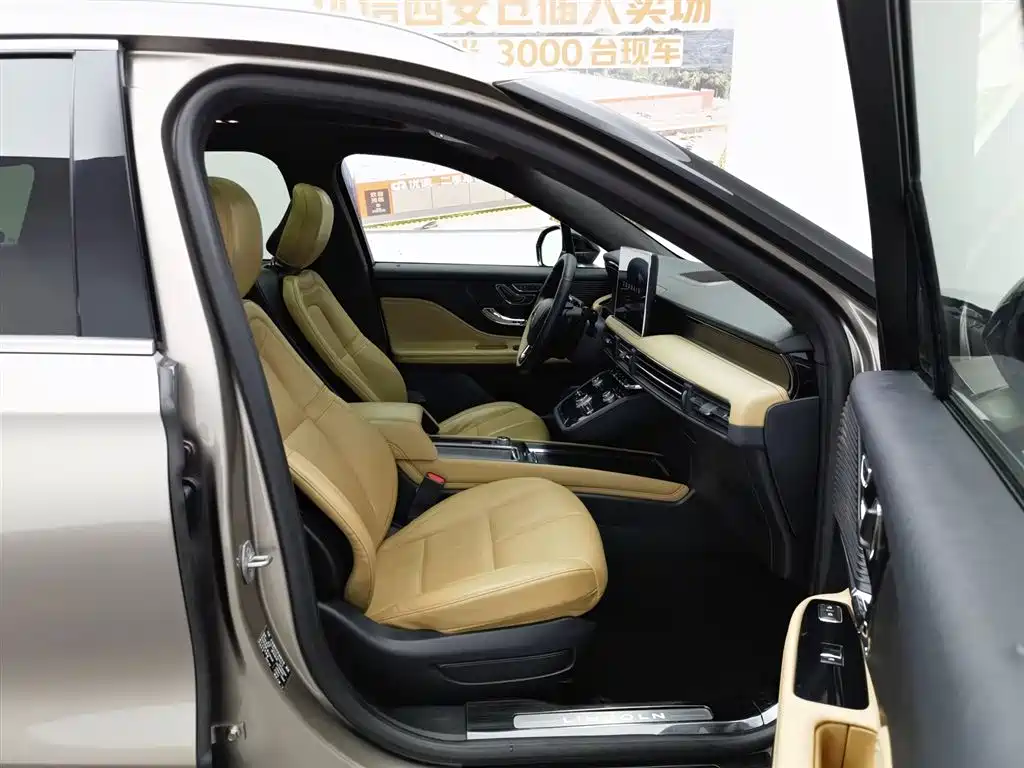 Lincoln Adventurer 2020 2.0T 4WD Premium Elegance Edition фото 23