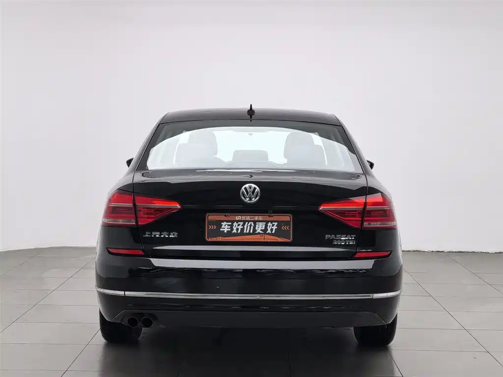 Volkswagen Passat 2017 280TSI DSG Elegance фото 4