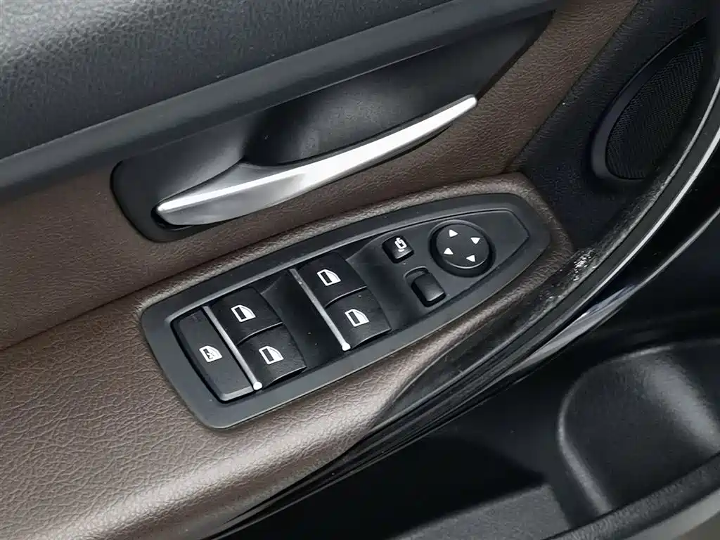 BMW 3 Series 2018 320Li xDrive Fashion Style фото 9