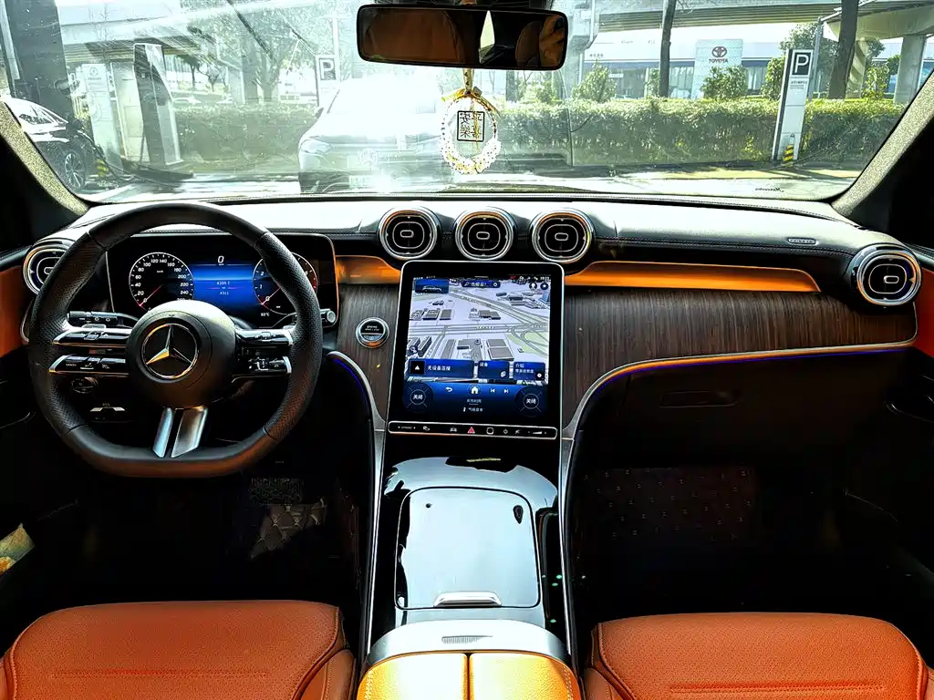 Mercedes-Benz GLC 2024 GLC 300 L 4MATIC Dynamic 5-seater фото 7