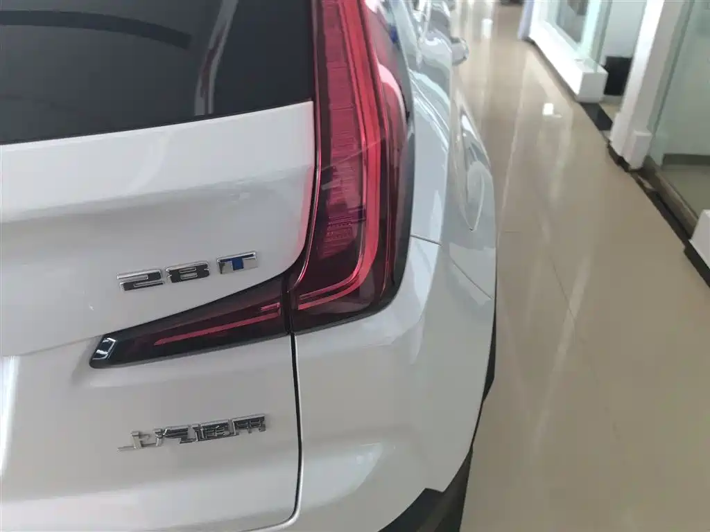 Cadillac XT4 2022 28T FWD Style фото 24
