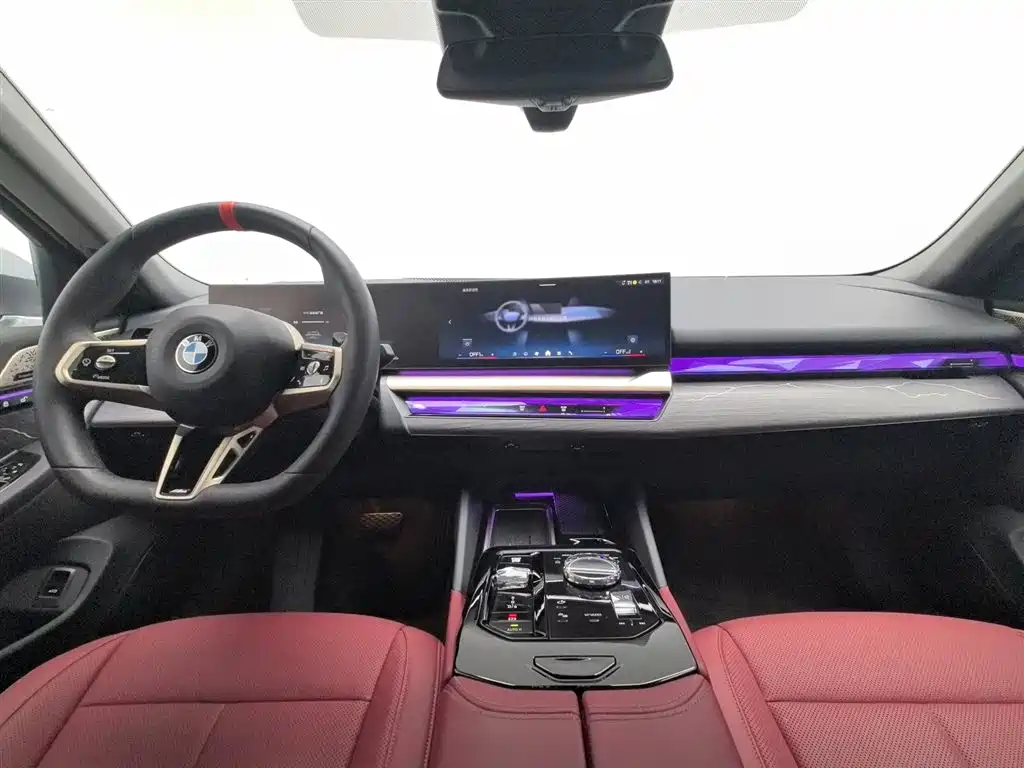 BMW 5 Series 2025 530Li Premium M Sport Package фото 5