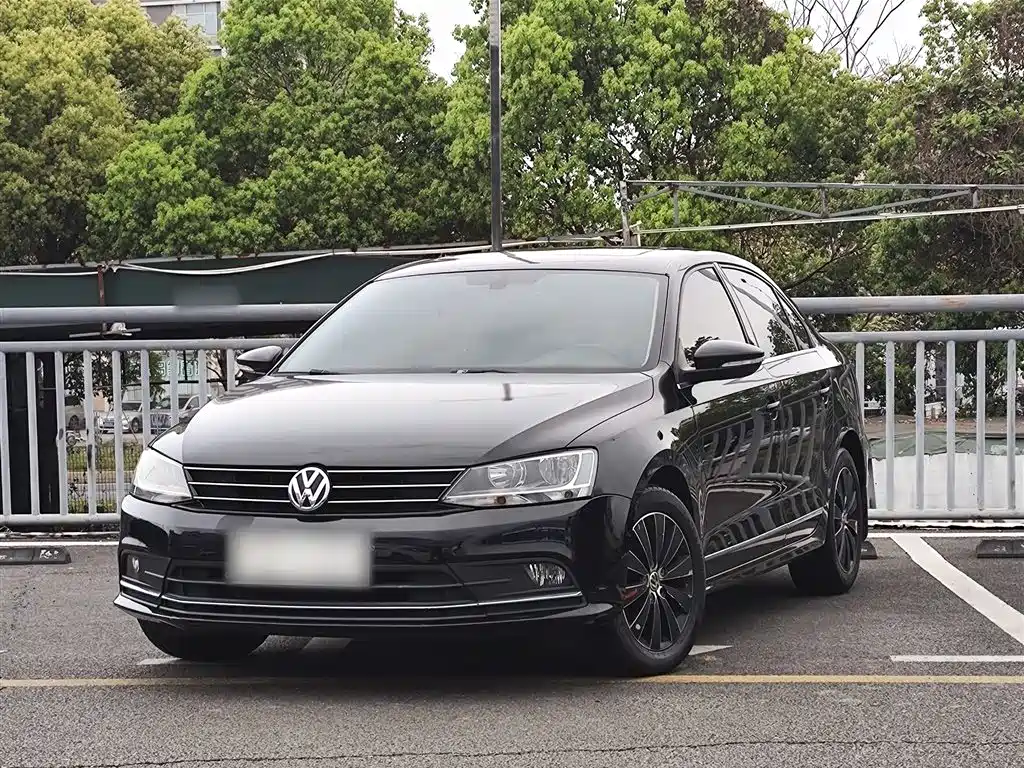 Volkswagen Sagitar 2018 1.6L Automatic Comfort фото 22