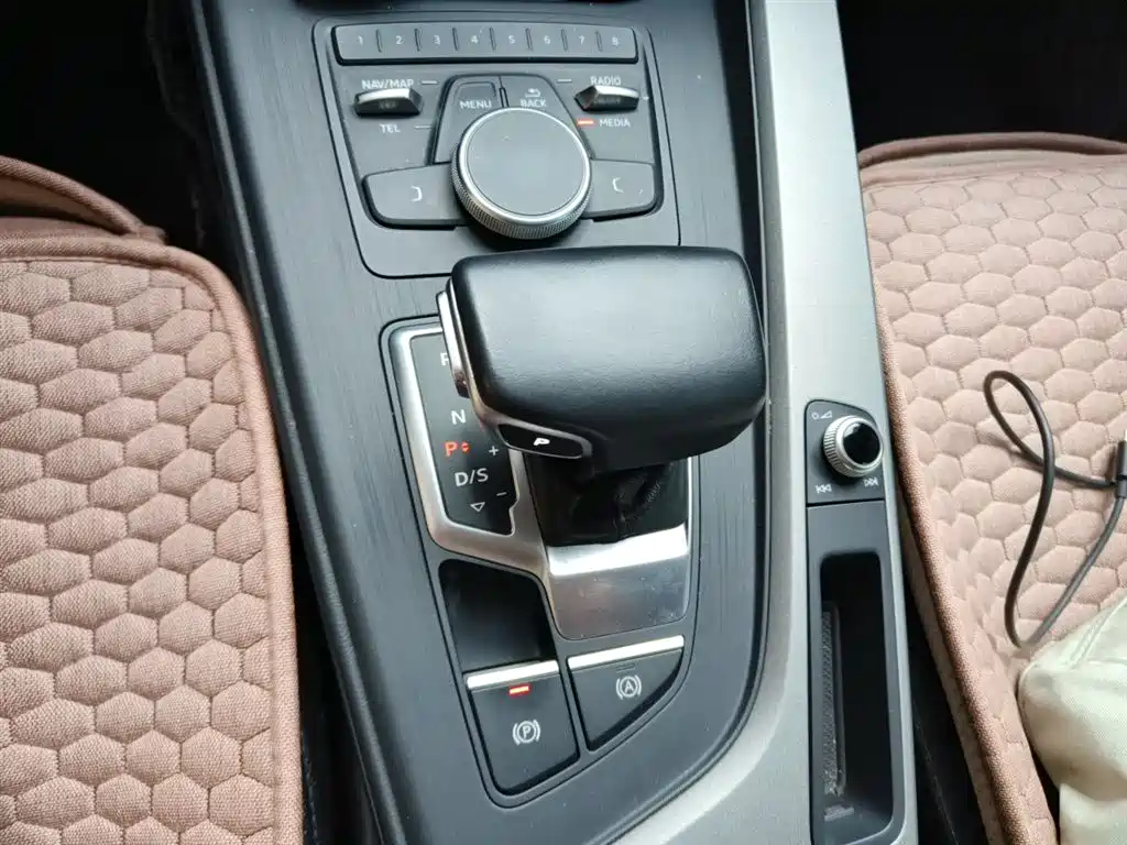 Audi A4L 2018 30th Anniversary 40 TFSI Progressive фото 7
