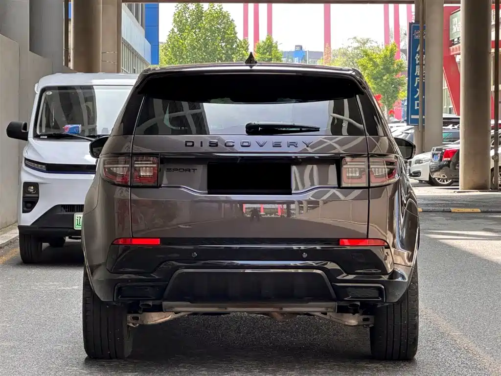 Land Rover Discovery Sport 2024 Performance Technology Edition фото 4