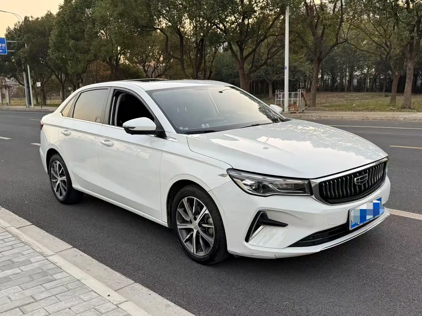 GEELY AUTOMOBILE EMGRAND