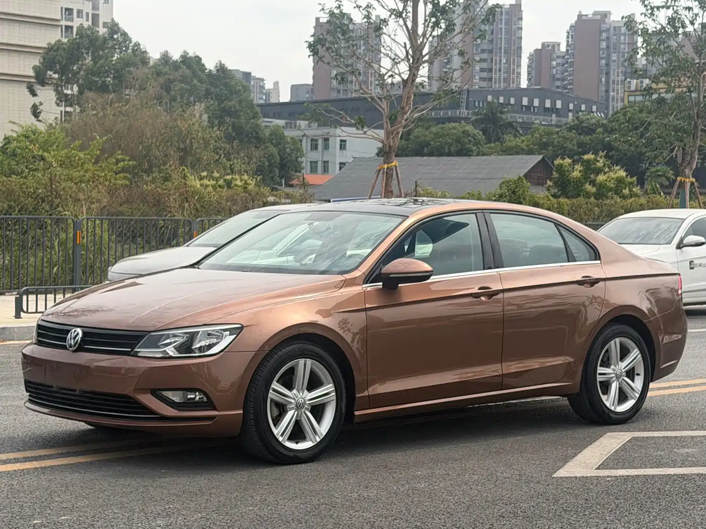 Volkswagen Lamando 2015 280TSI DSG Comfort