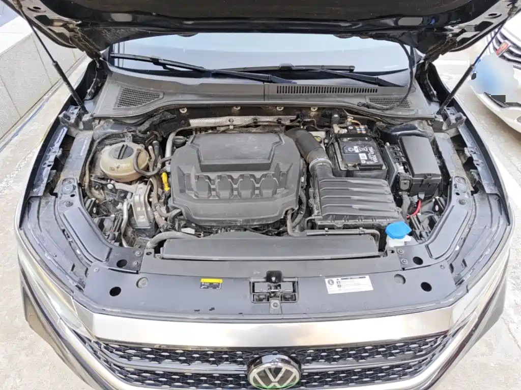 Photo 20 - Volkswagen Passat
