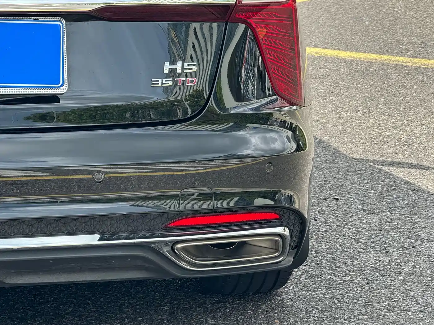 Hongqi H5 2025 1.5T DCT Qiyue 500,000 Units Commemorative Edition фото 9