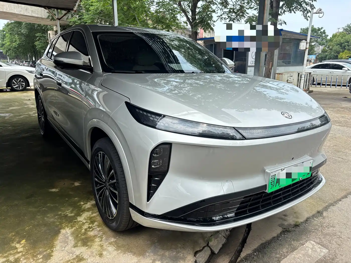Dongfeng Aeolus L8 2025 Plug-in Hybrid