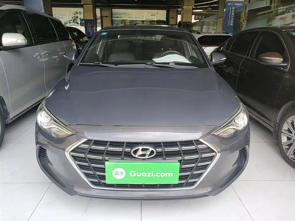 Hyundai Elantra 2020 1.4T DCT Dynamic·Vitality фото 3