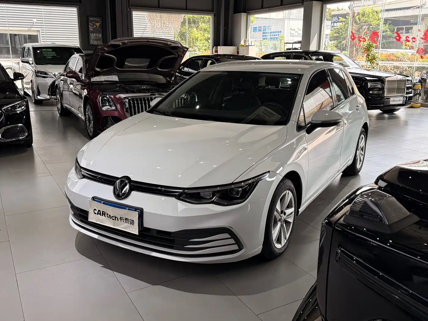 Volkswagen Golf 2023 Model 200TSI DSG