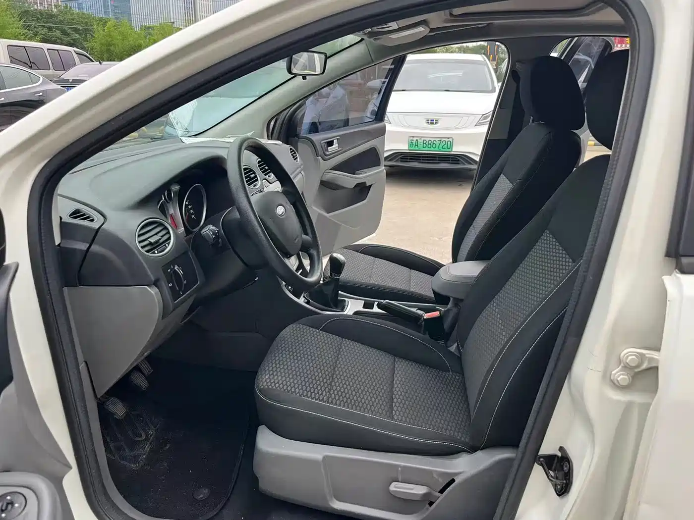 Photo 4 - Ford Focus