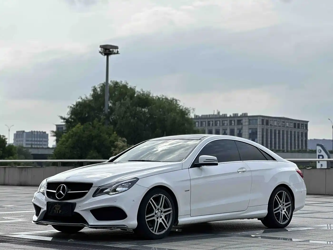 Mercedes-Benz E-Class (Import) 2016 E 200 Coupe Agile Edition