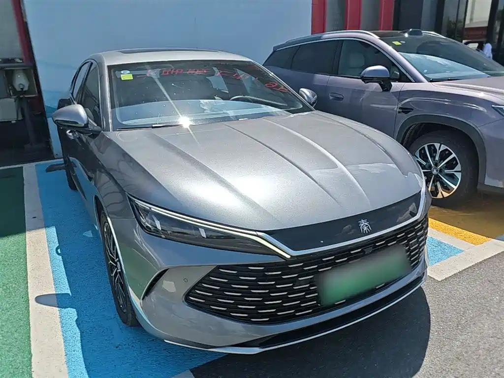 BYD Qin L 2025 DM-i Smart Drive Edition 120KM Excellence Type фото 4