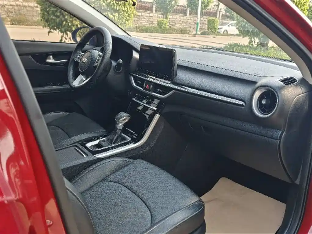 Kia K3 2019 1.5L CVT Luxury Version фото 9