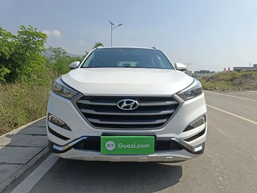 Hyundai Tucson 2015 1.6T Dual Clutch 2WD Smart фото 3