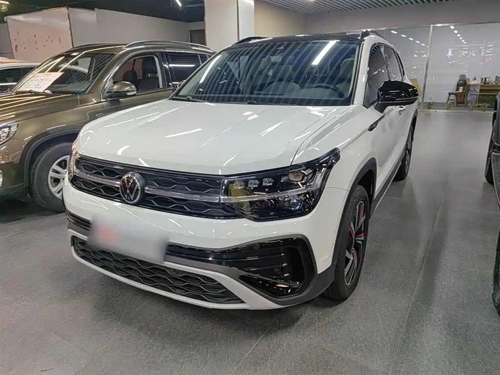 Volkswagen Tharu 2024 300TSI 2WD Moon Premium Edition фото 2