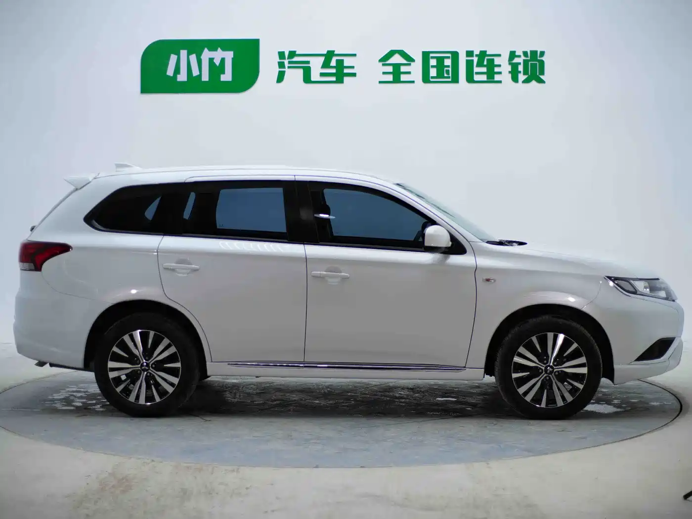 Mitsubishi Outlander 2021 Facelift 2.0L 2WD Comfort Edition 5-Seater фото 6