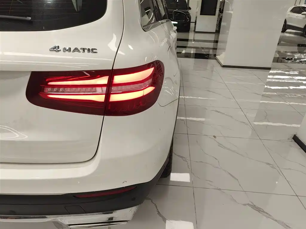 Mercedes-Benz GLC 2016 GLC 200 4MATIC фото 24