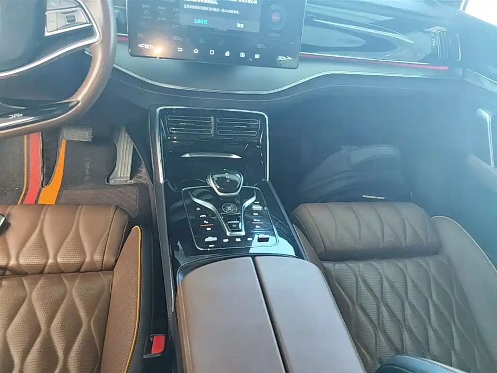 BYD Tang New Energy 2021 DM 2.0T AWD High Performance Genesis Flagship фото 14