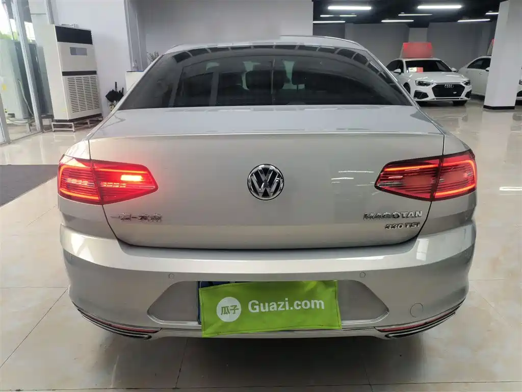 Volkswagen Magotan 2019 330TSI DSG Leading China VI фото 6
