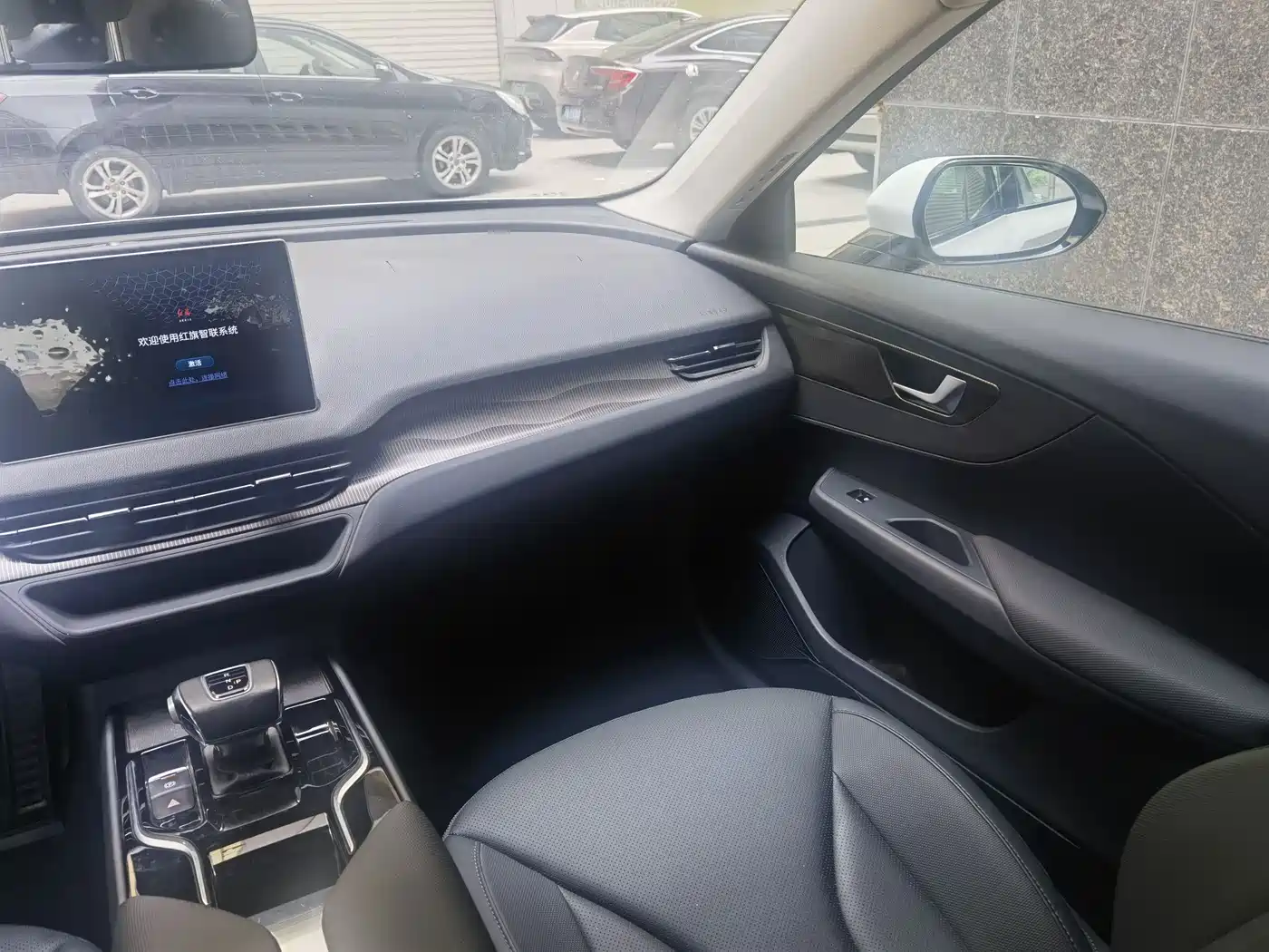 Hongqi E-QM5 2021 Ride-hailing Charging Basic Edition 4-seater фото 20
