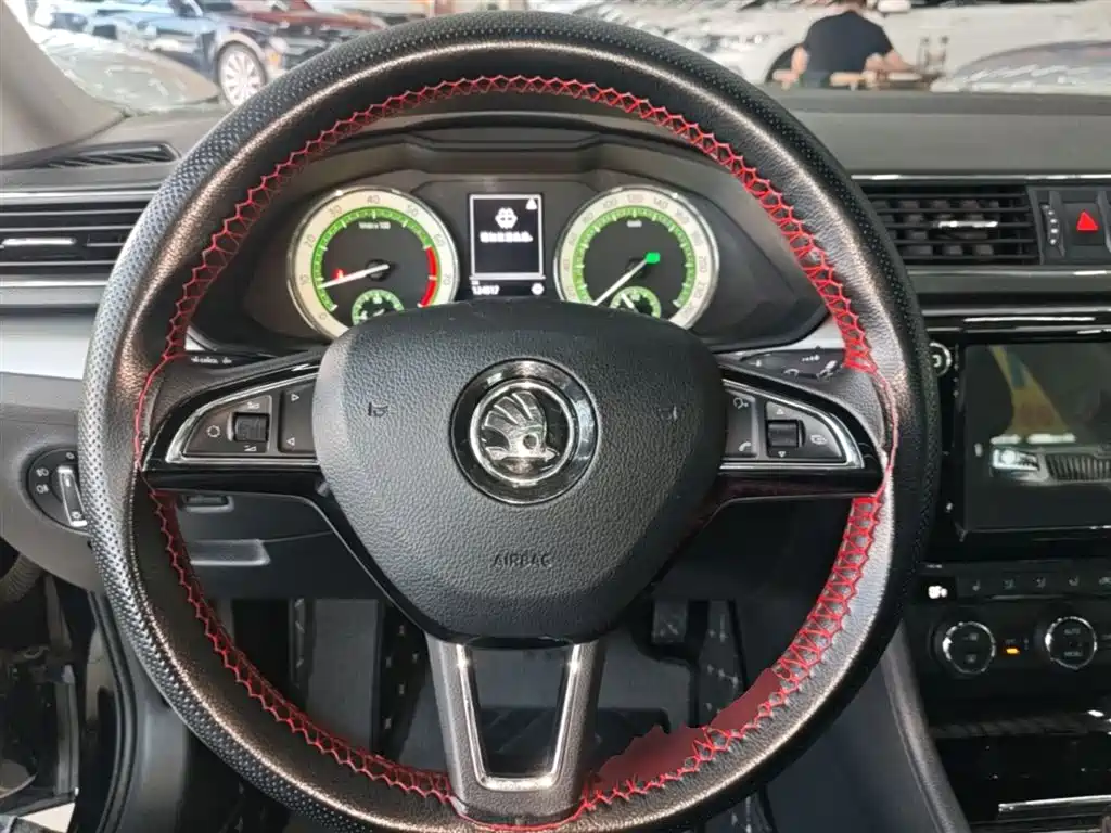 Škoda Superb 2018 TSI280 DSG Comfort (China V) фото 11